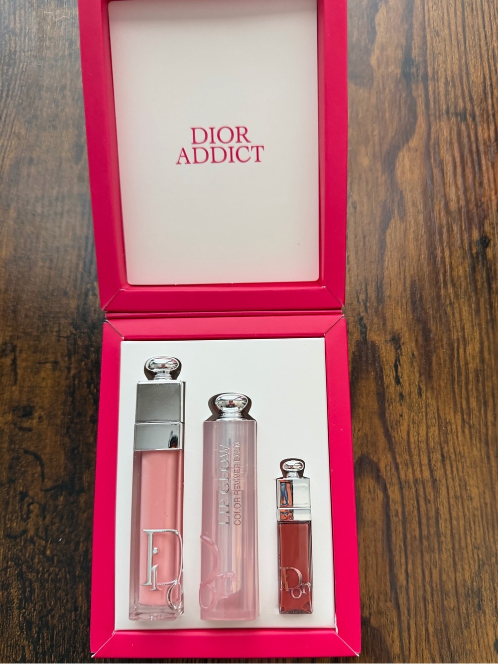 Dior Addict Natural Glow 3-Piece Gift Set: Lip Balm, Maximizer & Plumping Gloss - Picture 5 of 9